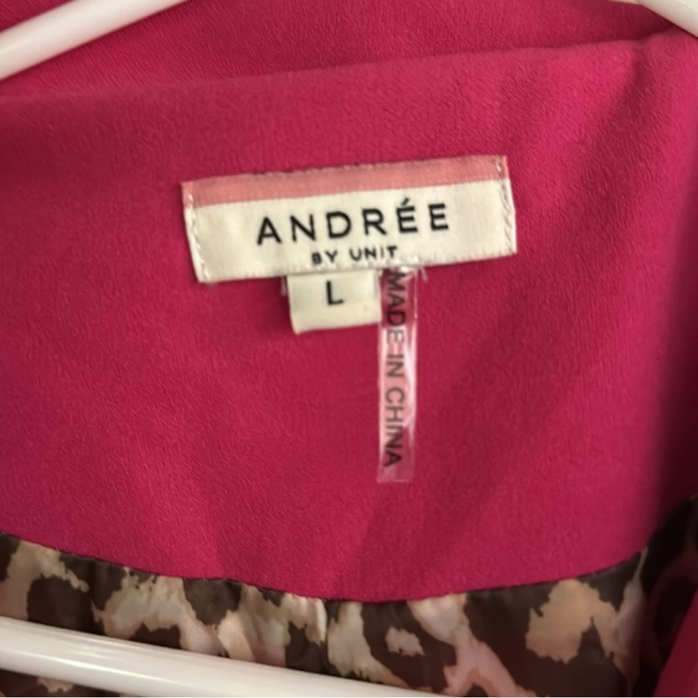 Andree By Unit - Picture 2 of 4
